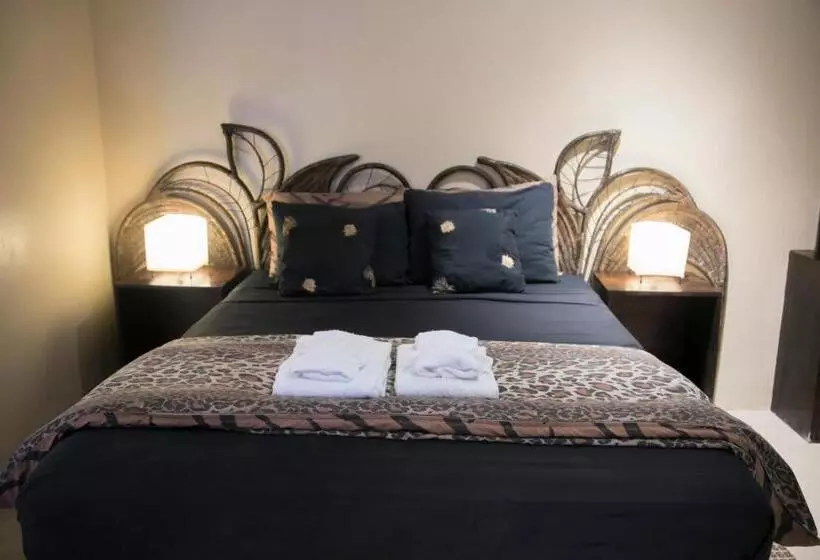 Fotos del hotel Moxons Beach Club:  15