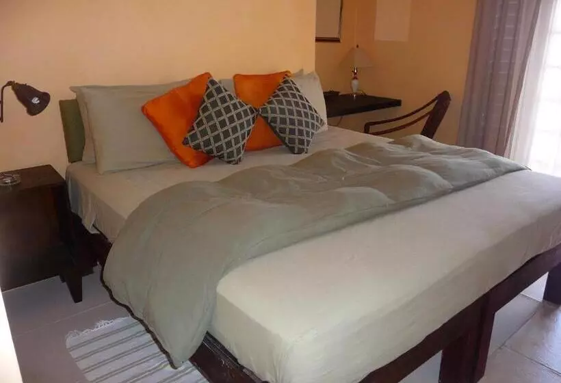 Fotos del hotel Moxons Beach Club:  22