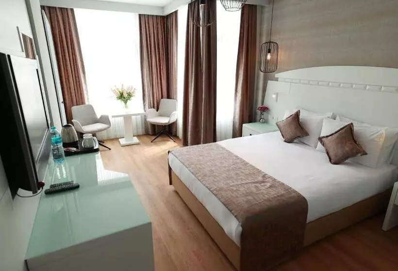 Golden Park  Taksim Bosphorus