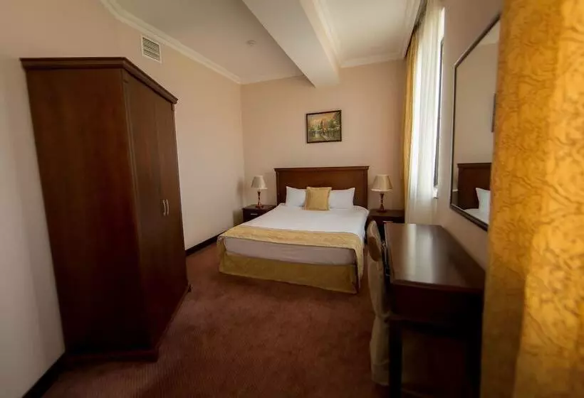 Fotos del hotel The Crown:  2