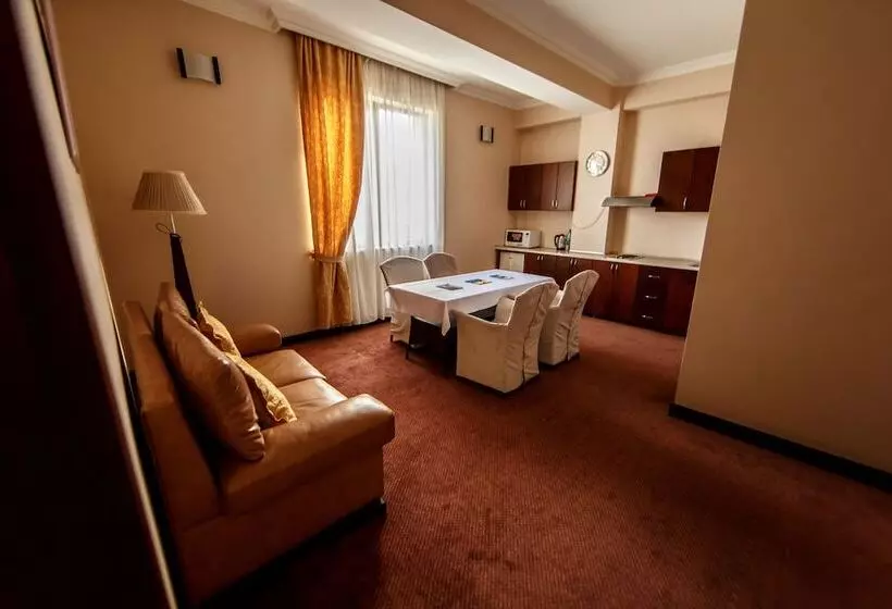 Fotos del hotel The Crown:  25