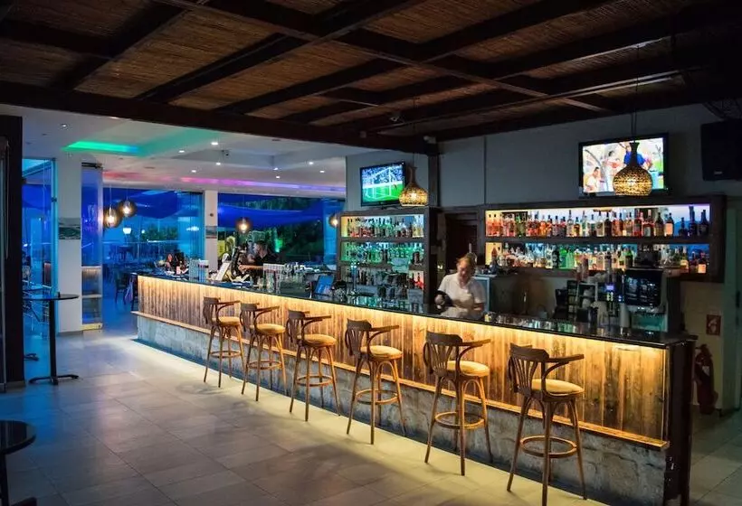 Fotos del hotel Theo Sunset Bay:  9