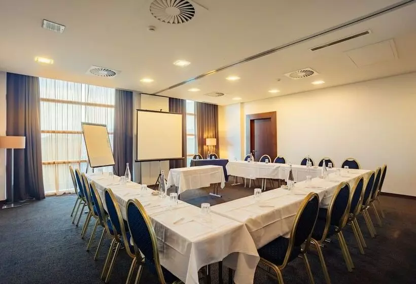 Fotos del hotel Axis Porto Business & Spa Hotel:  5