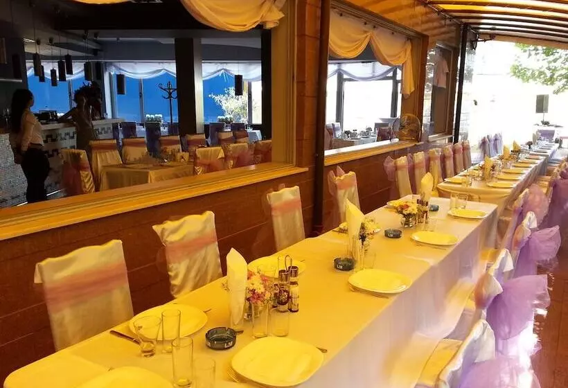 Fotos del hotel Elate Plaza Hotel:  20