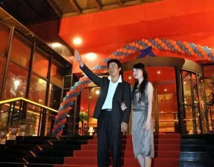 Fotos del hotel Gloria Plaza Hotel Kangqiao Shanghai:  6