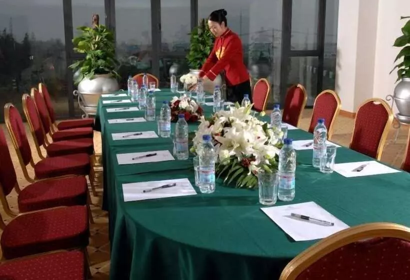 Fotos del hotel Gloria Plaza Hotel Kangqiao Shanghai:  12