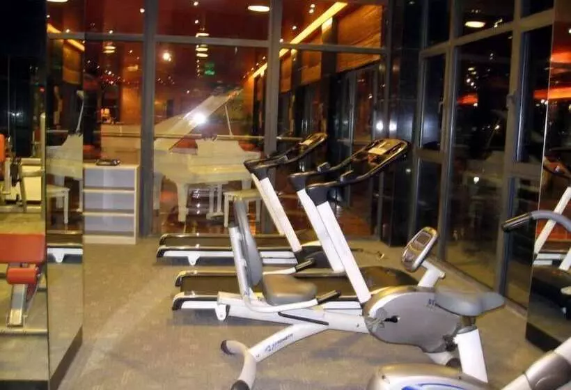 Fotos del hotel Gloria Plaza Hotel Kangqiao Shanghai:  2