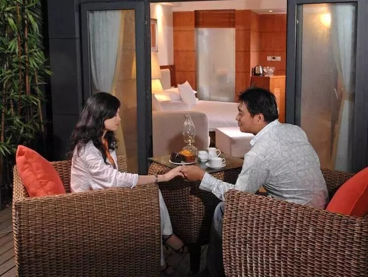 Fotos del hotel Gloria Plaza Hotel Kangqiao Shanghai:  5