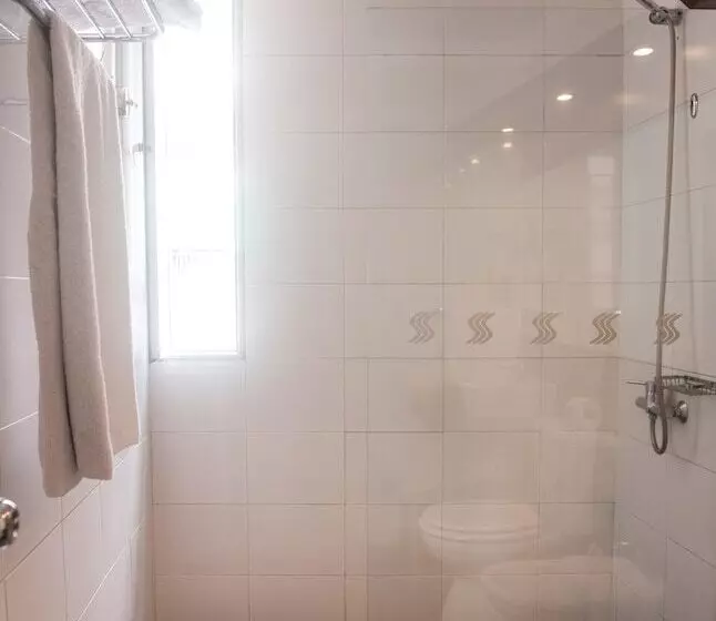 Fotos del hotel 27 Suites:  11