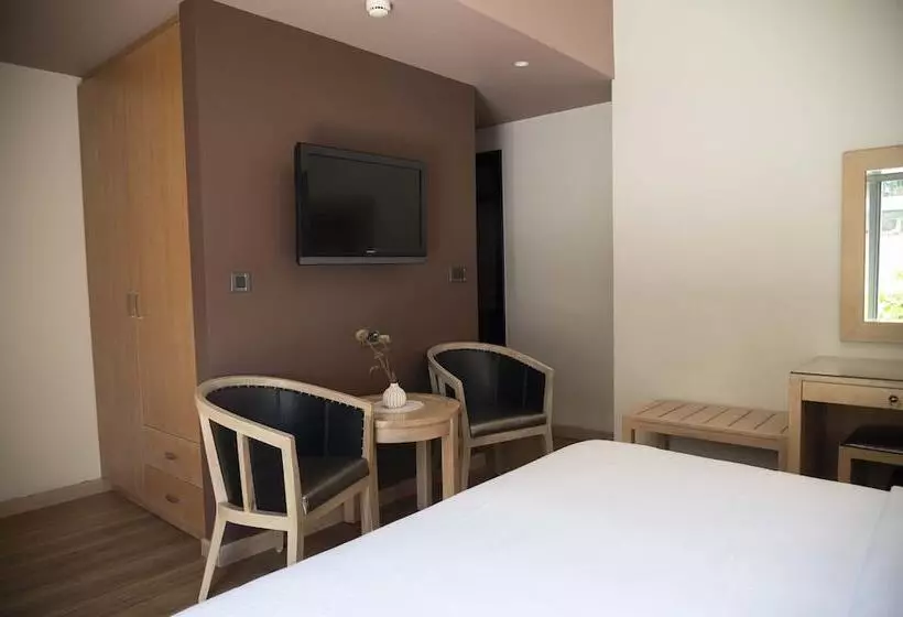 Fotos del hotel Areos:  10