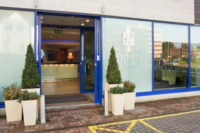 Fotos del hotel Holiday Inn Express London  Golders Green:  15