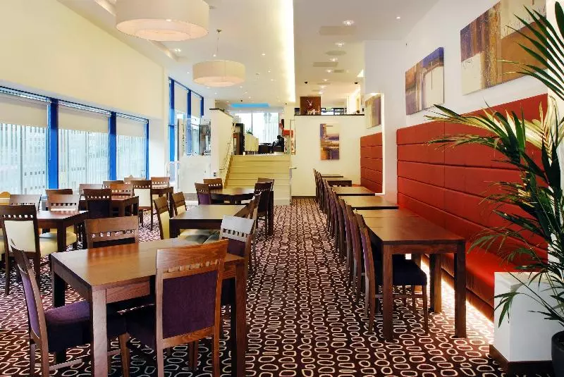 Fotos del hotel Holiday Inn Express London  Golders Green:  10