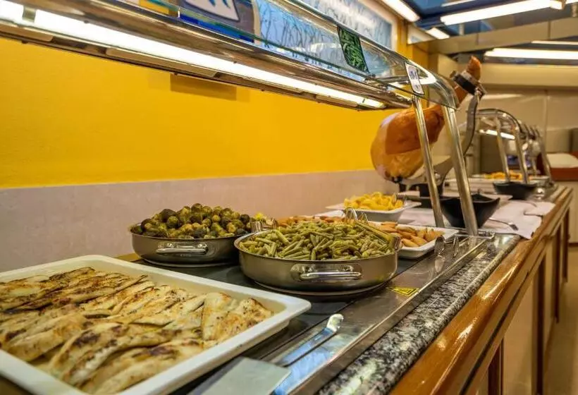 Fotos del hotel Mar Blau:  18