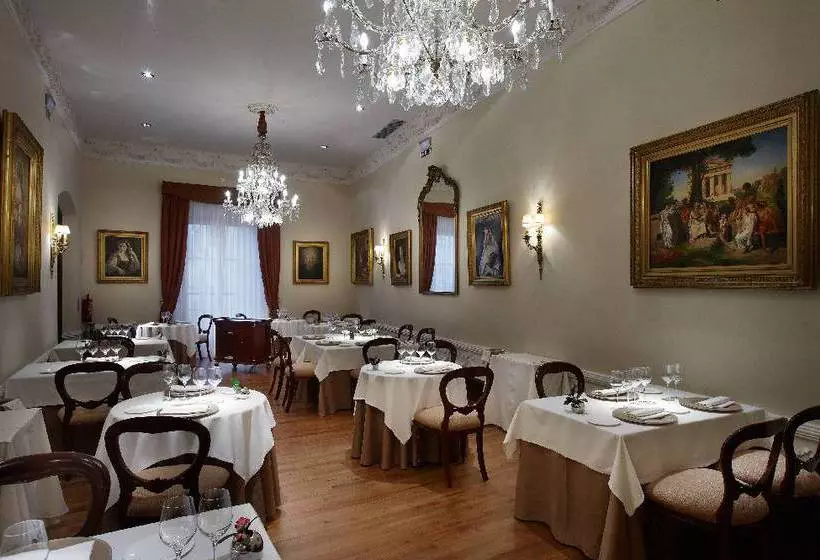 Fotos del hotel Palacio Guendulain:  4