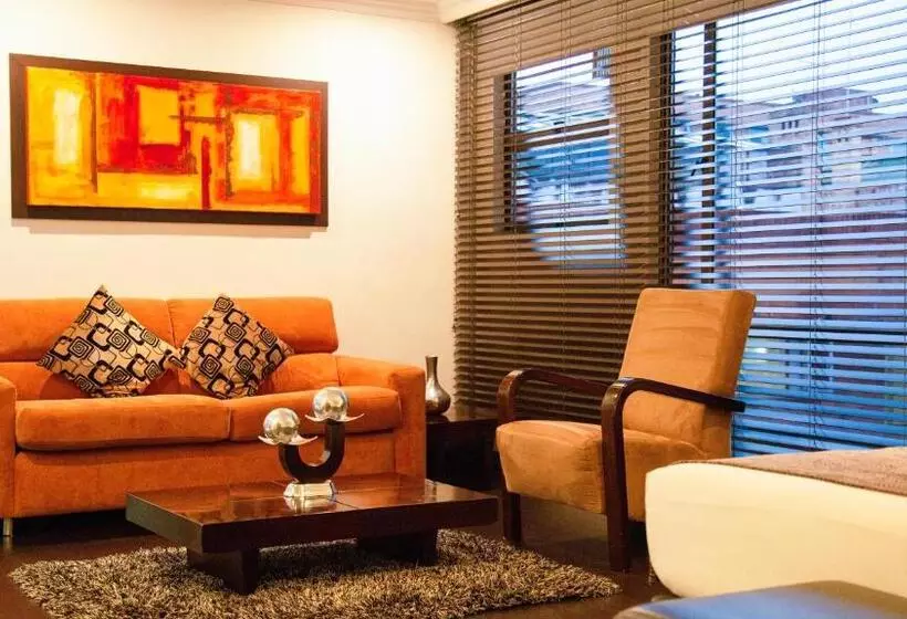 Fotos del hotel Suites 108:  24