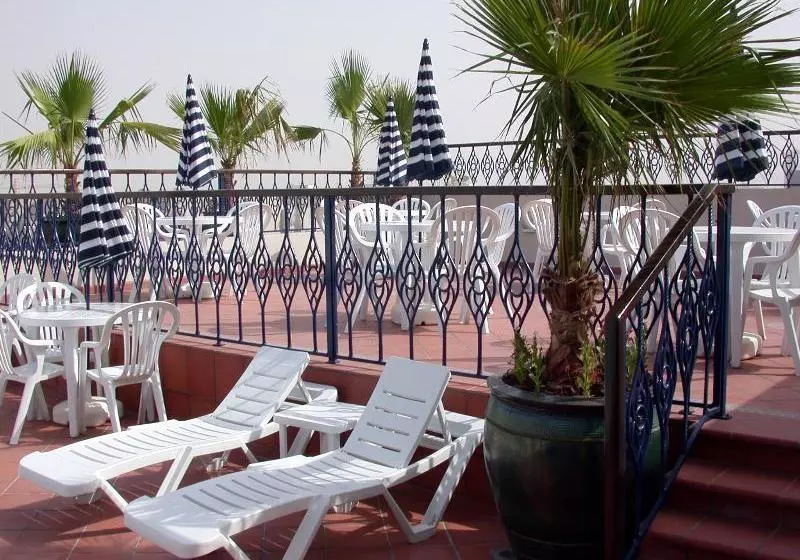 Fotos del hotel Winchester Grand Hotel Apartments:  8