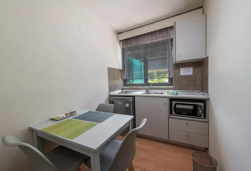 Fotos del hotel 7 Palms  Apartments:  15