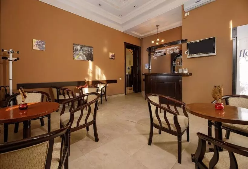 Fotos del hotel Atrium  Ateneu City Center:  5