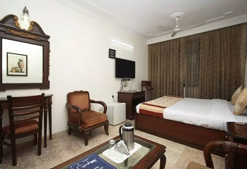 Fotos del hotel Fab Ashu Palace:  15