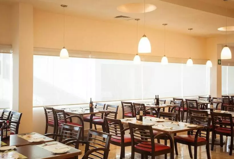 Fotos del hotel Fiesta Inn Monterrey Fundidora:  15