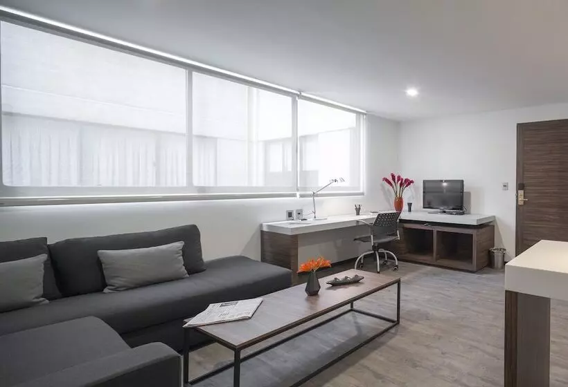 Fotos del hotel Flowsuites Wtc:  14