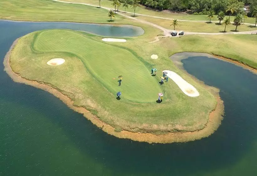 Fotos del hotel Mission Hills Phuket Golf Resort:  22