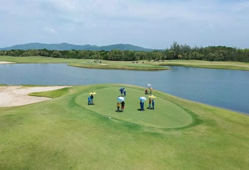 Fotos del hotel Mission Hills Phuket Golf Resort:  21