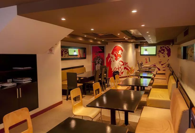 Fotos del hotel Thunderbird Fiesta Hotel & Casino:  5