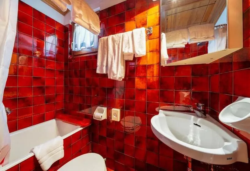 Fotos del hotel Barisetti Sport:  10