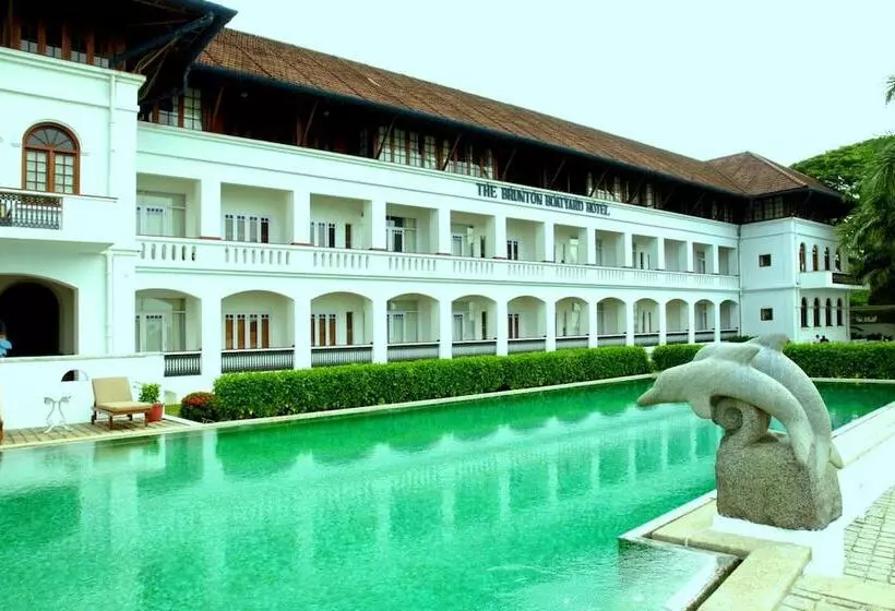 Brunton Boatyard  Cgh Earth