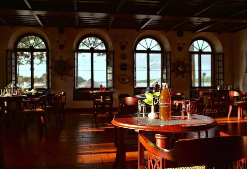 Fotos del hotel Brunton Boatyard  Cgh Earth:  14