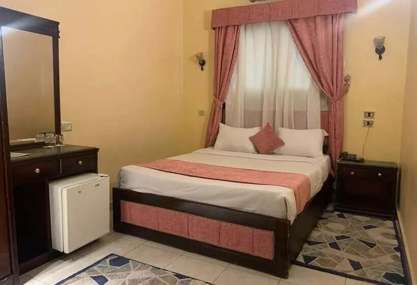 Fotos del hotel Holidays Express:  19