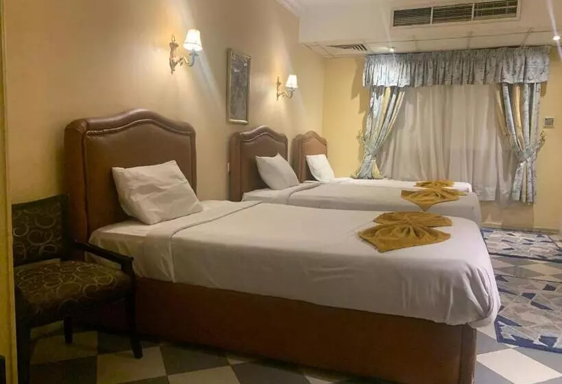 Fotos del hotel Holidays Express:  6