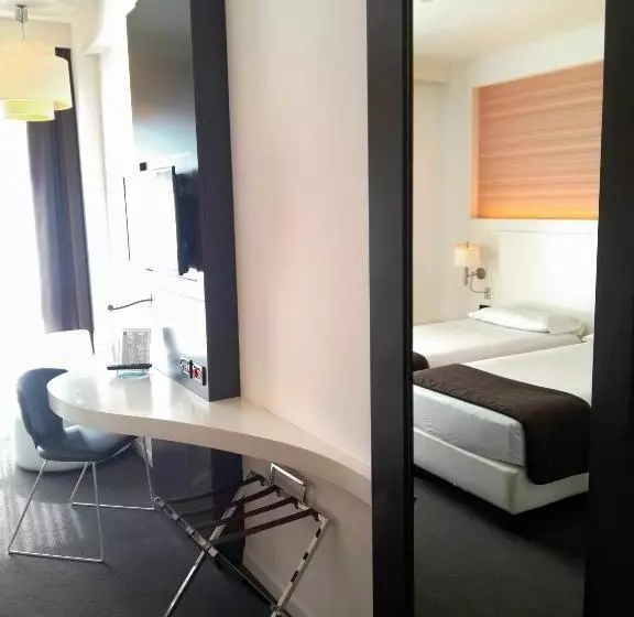 Fotos del hotel Ih S Roma Z3:  22