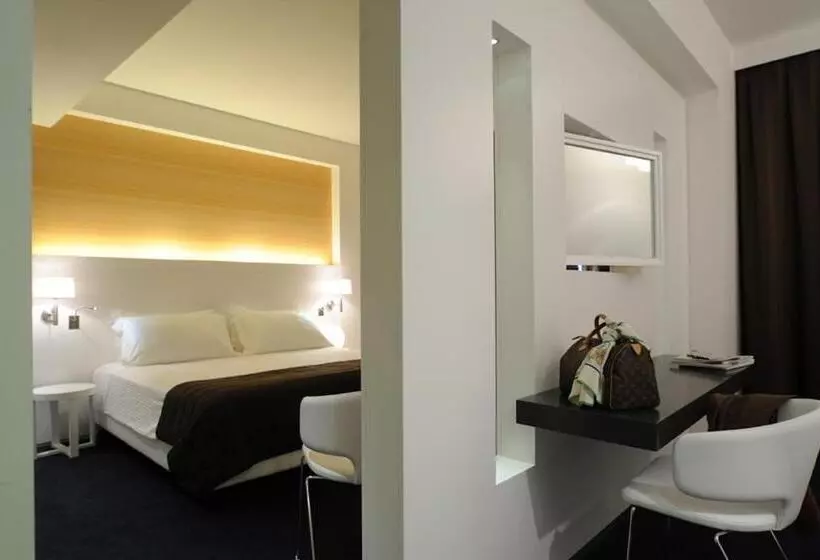 Fotos del hotel Ih S Roma Z3:  23