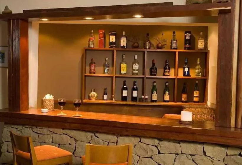 Fotos del hotel Hosteria Roblesur:  18