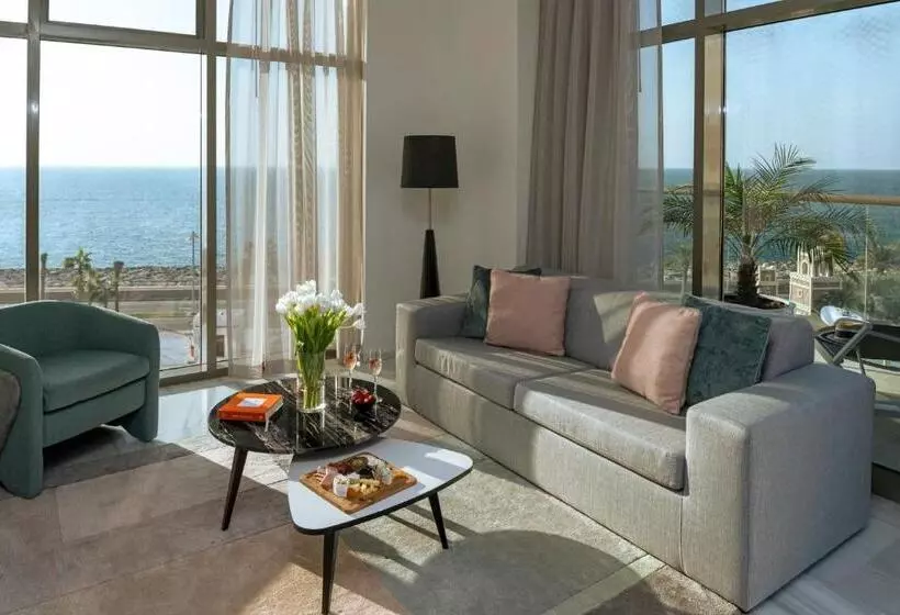 Fotos del hotel Th8 Palm Managed By Accor:  9