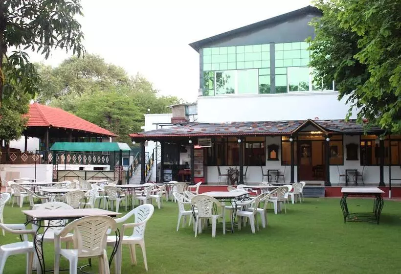 Fotos del hotel Amantra Shilpi Resort & Spa Udaipur:  25