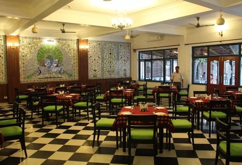 Fotos del hotel Amantra Shilpi Resort & Spa Udaipur:  24