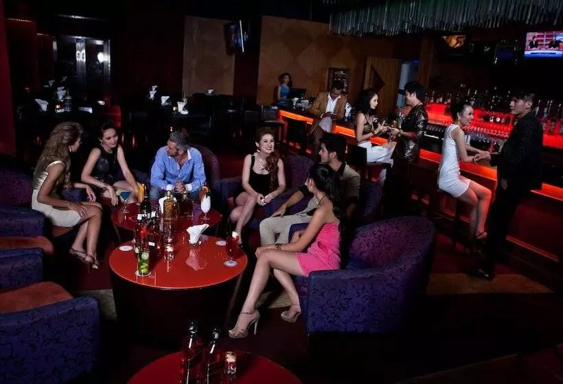 Fotos del hotel Nagaworld Hotel & Entertainment Complex:  14