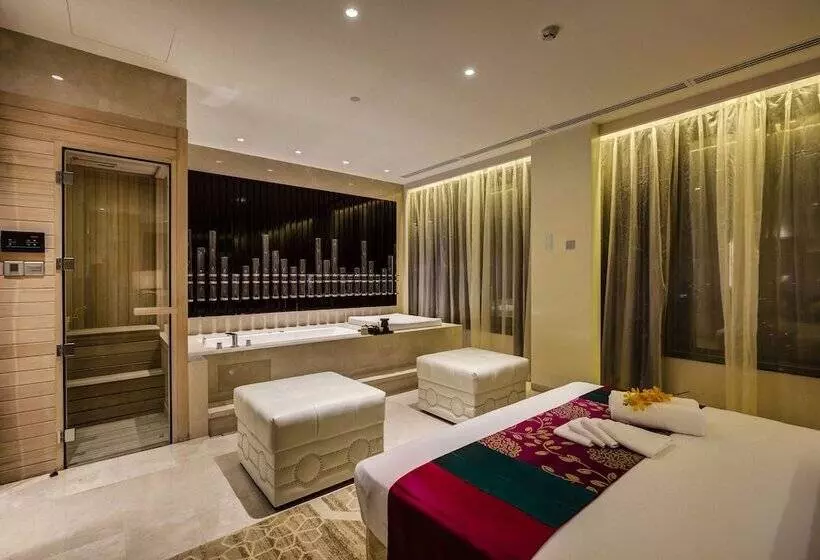 Fotos del hotel Nagaworld Hotel & Entertainment Complex:  23