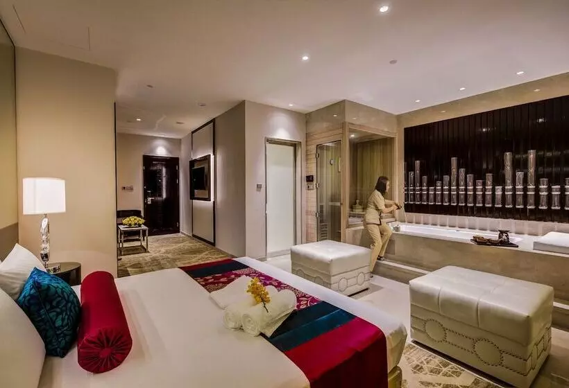 Fotos del hotel Nagaworld Hotel & Entertainment Complex:  10