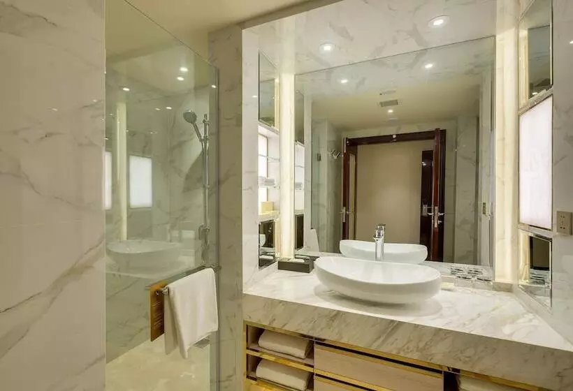 Fotos del hotel Nagaworld Hotel & Entertainment Complex:  9