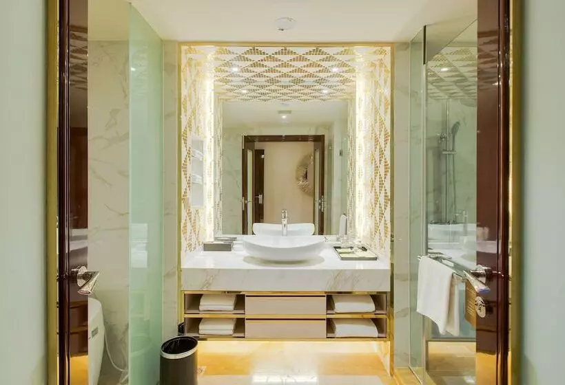 Fotos del hotel Nagaworld Hotel & Entertainment Complex:  22