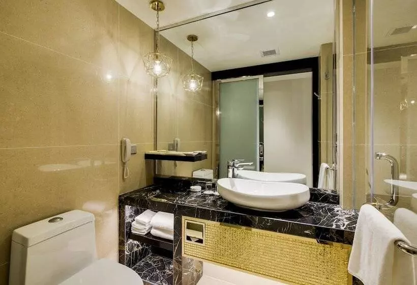 Fotos del hotel Nagaworld Hotel & Entertainment Complex:  19