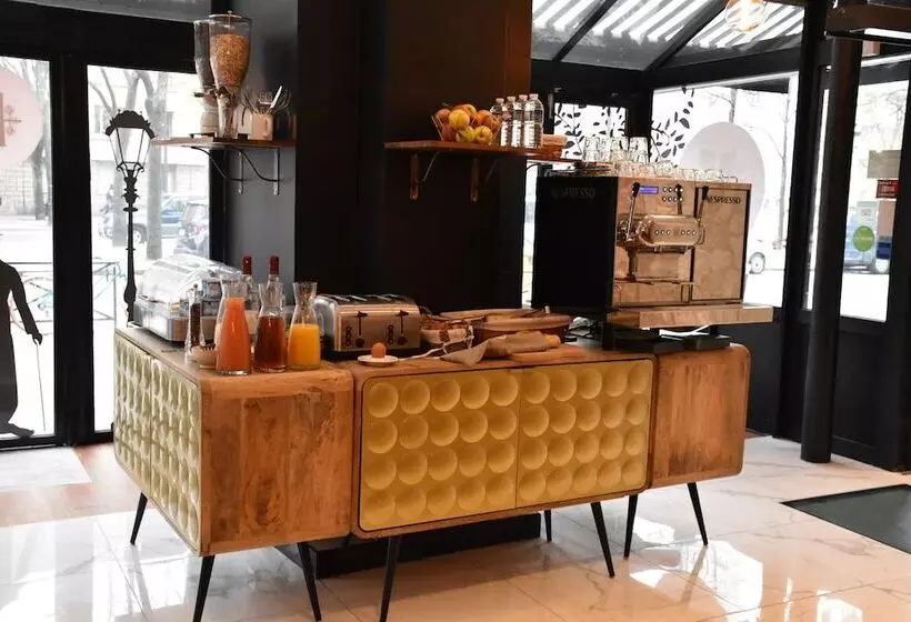 Fotos del hotel Hôtel Tilde:  4