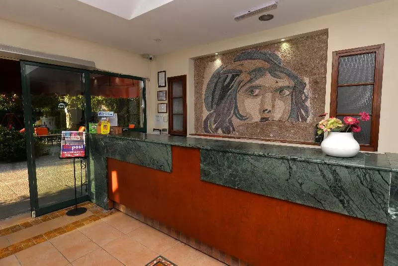 Fotos del hotel Mutlu:  3