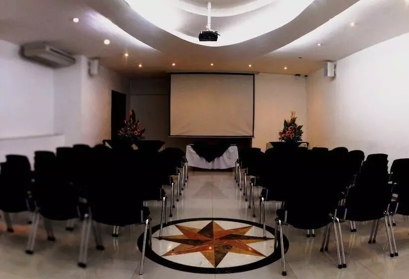 Fotos del hotel Plaza De Las Americas:  25