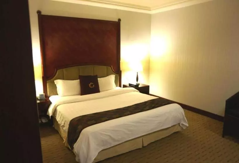 Fotos del hotel Royal Plaza:  2