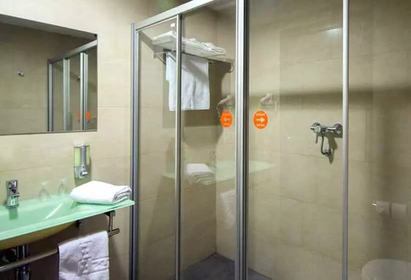 Fotos del hotel Venture Sant Cugat:  17